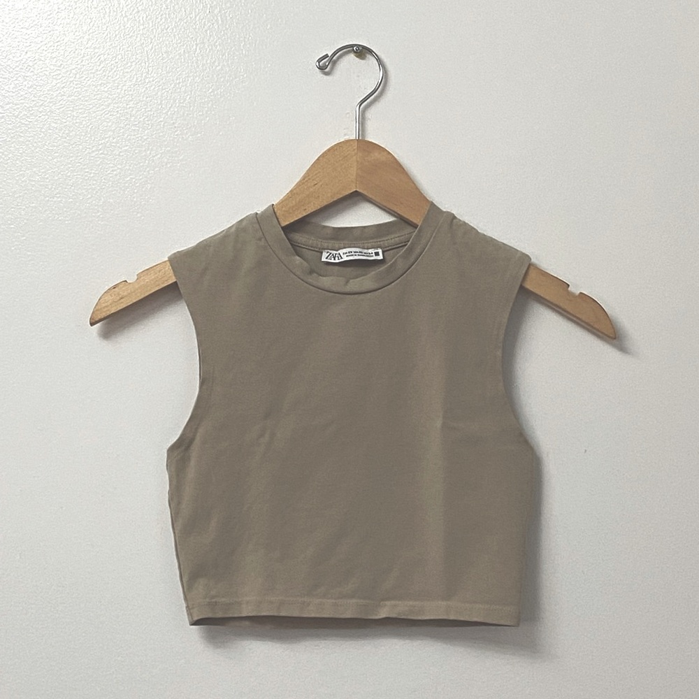 Zara Sleeveless Crop Top